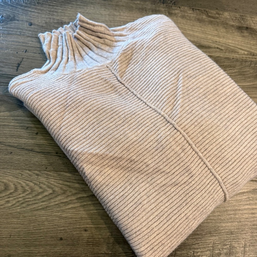 Crown & Ivy Tan Beige Ribbed Turtleneck Sweater XXL Oversized Pullover Side Slit